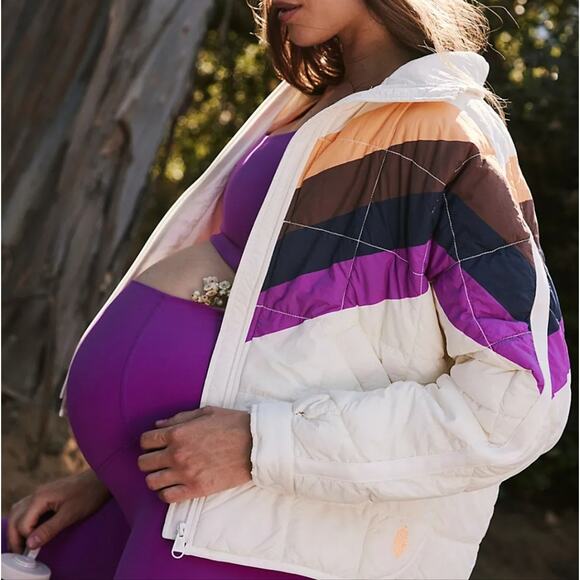 NEW Free People Hatch Printed Puffer Jacket Ivory Chevron Combo Maternity SMALL - Picture 4 of 13